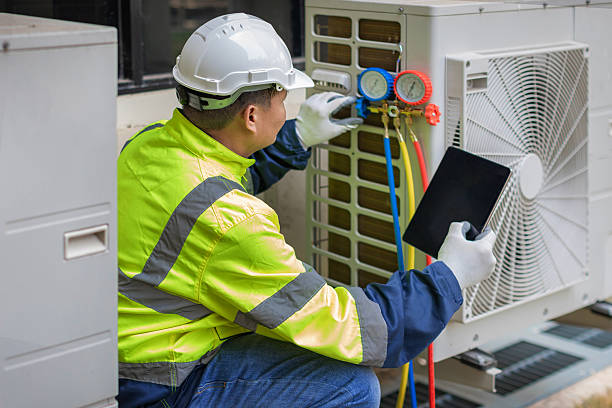 Professional Heat Pump Repair technician working in Rectortown, VA